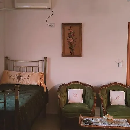 Casa Con Impronta Retro *